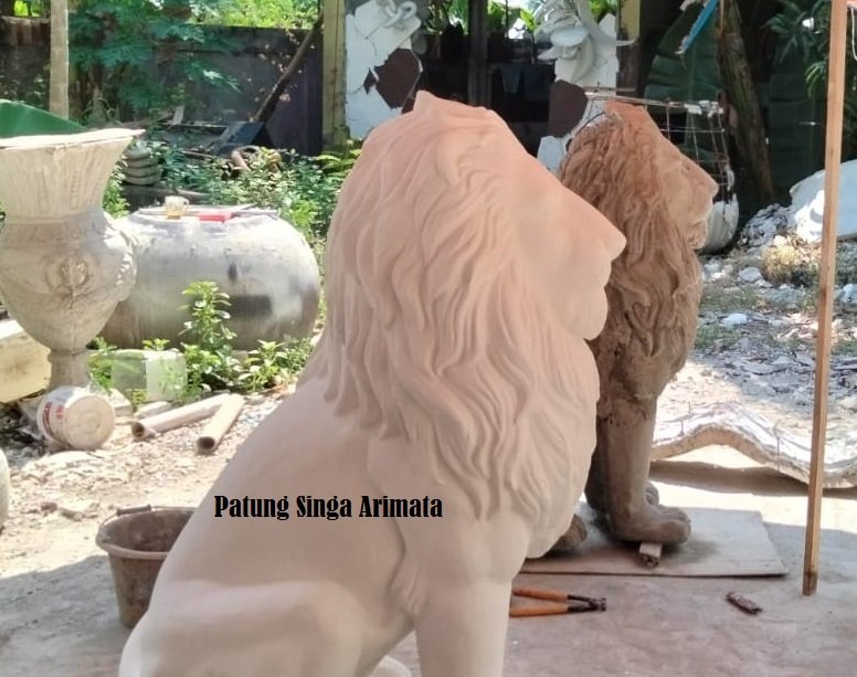 patung singa