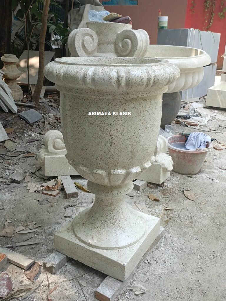 harga pot klasik 